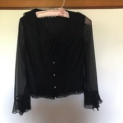 日本製　お洒落なブラウス