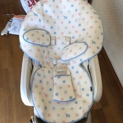 コンビ電動バウンサーの画像