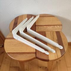 棚受け3本　スチール製の画像