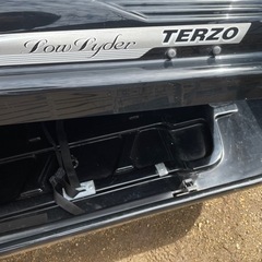 ルーフボックスTERZO Low Lyderの画像
