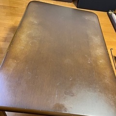 高さが変えられるテーブルお譲りします【引取りに来て下さる方限定】の画像