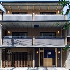 築浅のホステルでのベッドメイク・清掃スタッフ