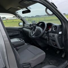 キャラバンNV350車検5年9月ディーゼル車27年6月車事故歴無外装も内装も綺麗の画像