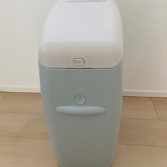ニオイポイ(オムツ用ゴミ箱)
