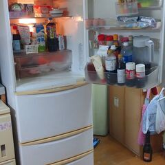 決まりました　無料　中古サンヨー冷蔵庫400L位４ドア　引取り希望　山鹿市　　配達相談有料の画像