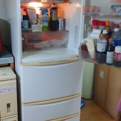 決まりました　無料　中古サンヨー冷蔵庫400L位４ドア　引取り希望　山鹿市　　配達相談有料の画像