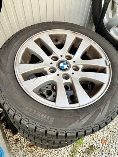 美品　BMW スタッドレスタイヤ