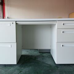 【群馬県内無料配達します】Kagukurovalues　両袖机　...