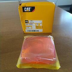 【新品】キャタピラー901.902.903Bのウインカーレンズの画像