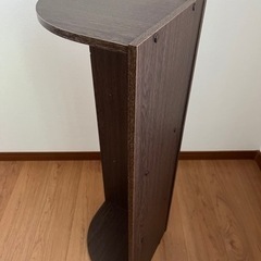 【無料】角(三角コーナー)用の棚　木目　ラックの画像