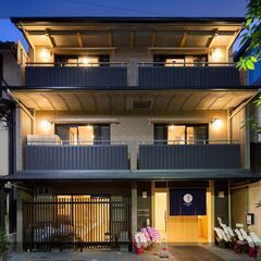 築浅のホステルでの夜勤スタッフ（休憩5時間）