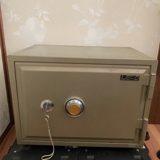 金庫　値下げしました