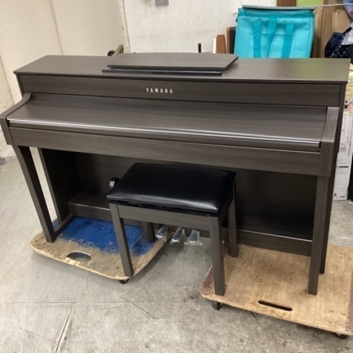#J-104【ご来店頂ける方限定】YAMAHAの電子ピアノクラビノーバです