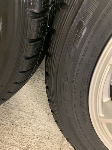 （受付中）軽自動車 スタッドレスタイヤ 美品ホイールセット ダンロップ  155/65R14 冬タイヤ