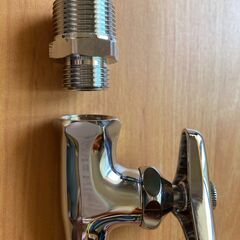 異径継手 と 水栓のセットの画像