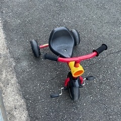 三輪車　おもちゃ　西松屋　無料