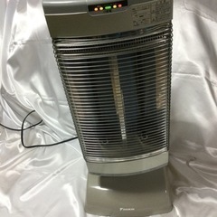 ダイキン　セラムヒート　暖房器具　石油ストーブがわりに