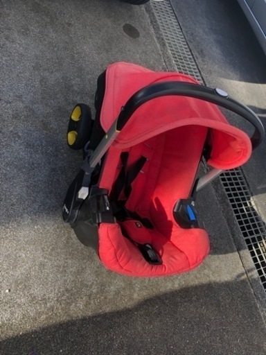 doona インファントカーシート　ベビーカー　チャイルドシート
