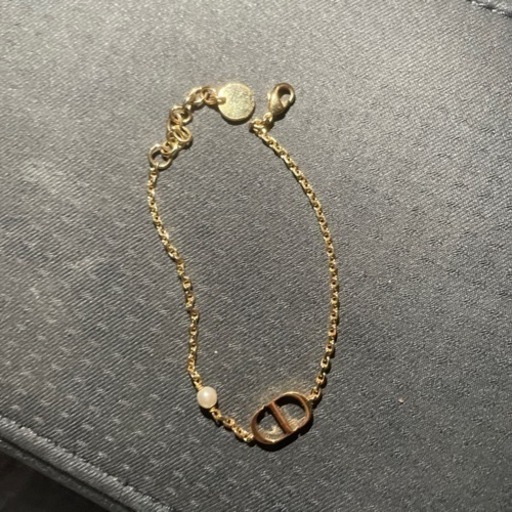 Diorブレスレット