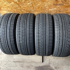 バリ山　BRIDGESTONE ブリヂストン　ブリジストン　VRX 225/55R17 スタッドレス タイヤ　2016年製　17インチ