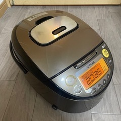 《TIGER》IH炊飯ジャー（JKT-B101）