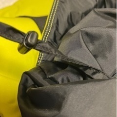 早め準備　ゴールドウィン140センチ　スキーウエヤー上下セット　小学生　キッズの画像