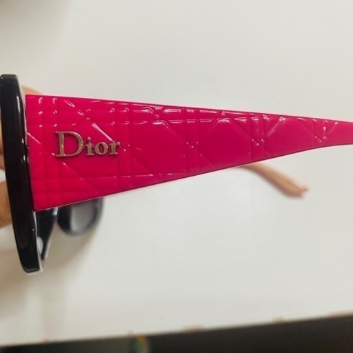 Dior レディース　サングラス　フューシャ　ピンク