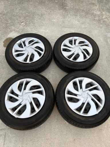 現行フリード純正鉄チン4本セット