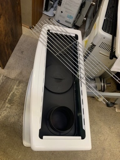 極美品　分解清掃整備済み　トヨトミ　2019年製　HR-G650H 煙突式石油ストーブ　木造17畳 コンクリート27畳　