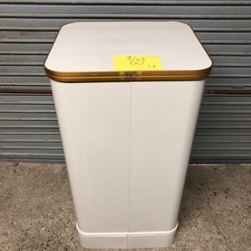 灯油タンク ★ 縦約46cm 横約54cm 高さ約105cm 北海道旭川市直接取引限定品 ★