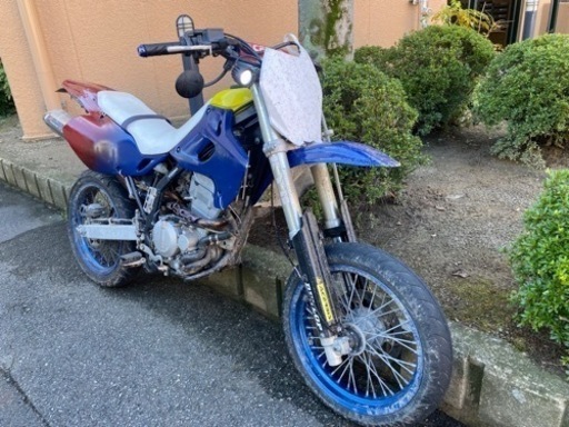 早期取引の方のみ　dトラッカー キャブ車　低走行