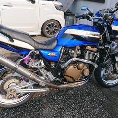 カワサキZRX1200Rカスタム車両