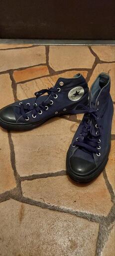 【引取先決定】CONVERSEネイビースニーカー