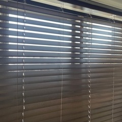 木製ブラインドを差し上げます。
