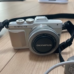 OLYMPUS PEN lite E-PL7 付属品付きの画像