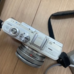 OLYMPUS PEN lite E-PL7 付属品付きの画像