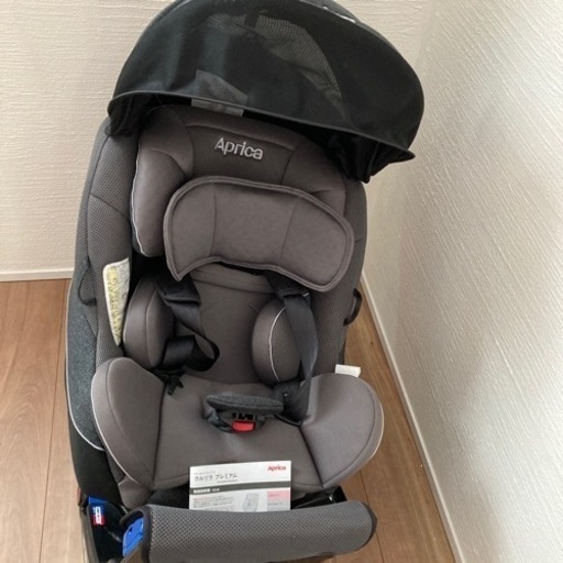 アップリカ　チャイルドシート　クルリラプレミアム