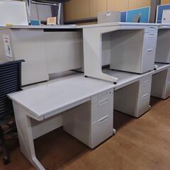 【愛品倶楽部柏店】　PLUS プラス 100幅 片袖机 鍵付きの画像