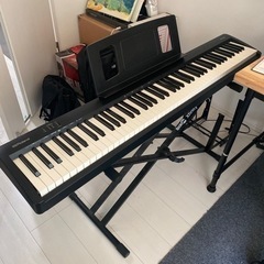 Roland FP10 鍵盤