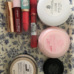 化粧品いろいろ