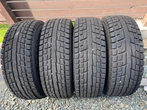 ランクル プラド サーフ他 スタッドレス4本 285/75R16 ヨコハマ ジオランダー スタッドレス 溝有り