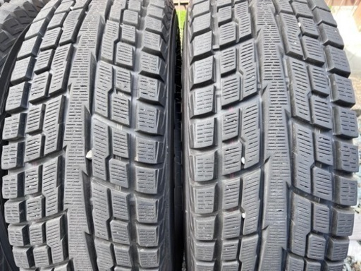 ランクル プラド サーフ他 スタッドレス4本 285/75R16 ヨコハマ ジオランダー スタッドレス 溝有り