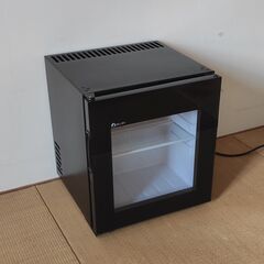 交渉中〉ホテル仕様　静音小型冷蔵庫の画像