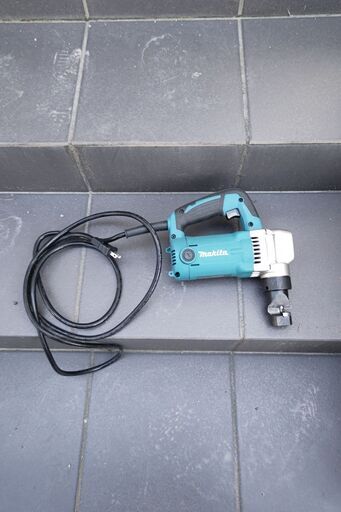 お話し中。大幅値下げしました！さらに値下げ交渉可能です！！マキタ 二ブラ