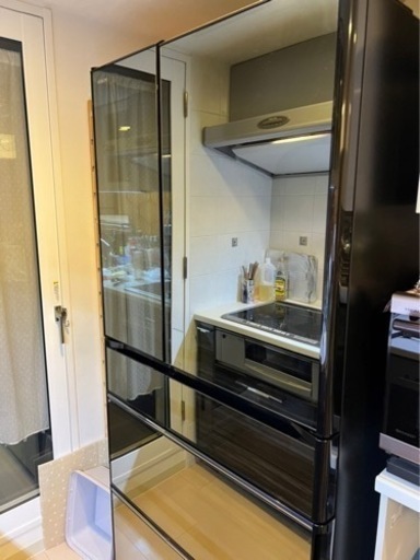 日立　大型冷蔵庫730L ！