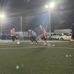 フットサル一緒にやりませんか??