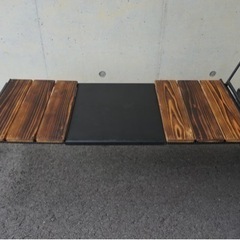 アイアンテーブルの画像