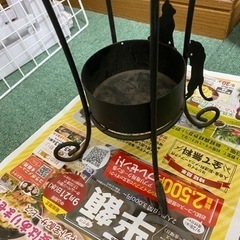 猫の傘立ての画像