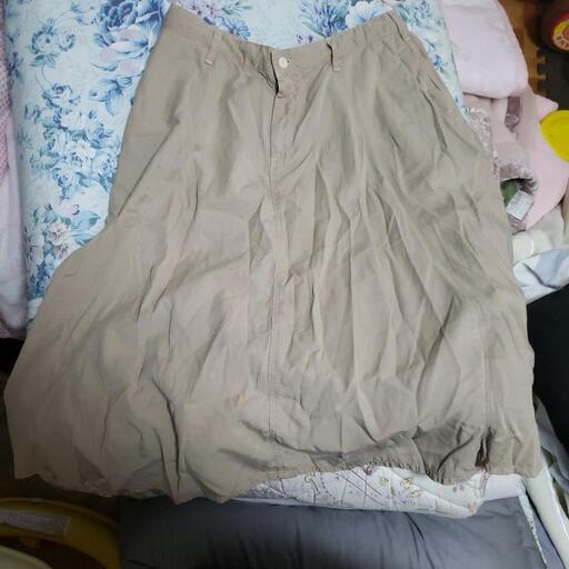 ドミンゴのスカートになります