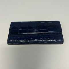 財布　紺　カウレザー　収納